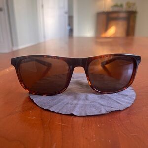 Nike Endure unisex golf sunglasses in good condition